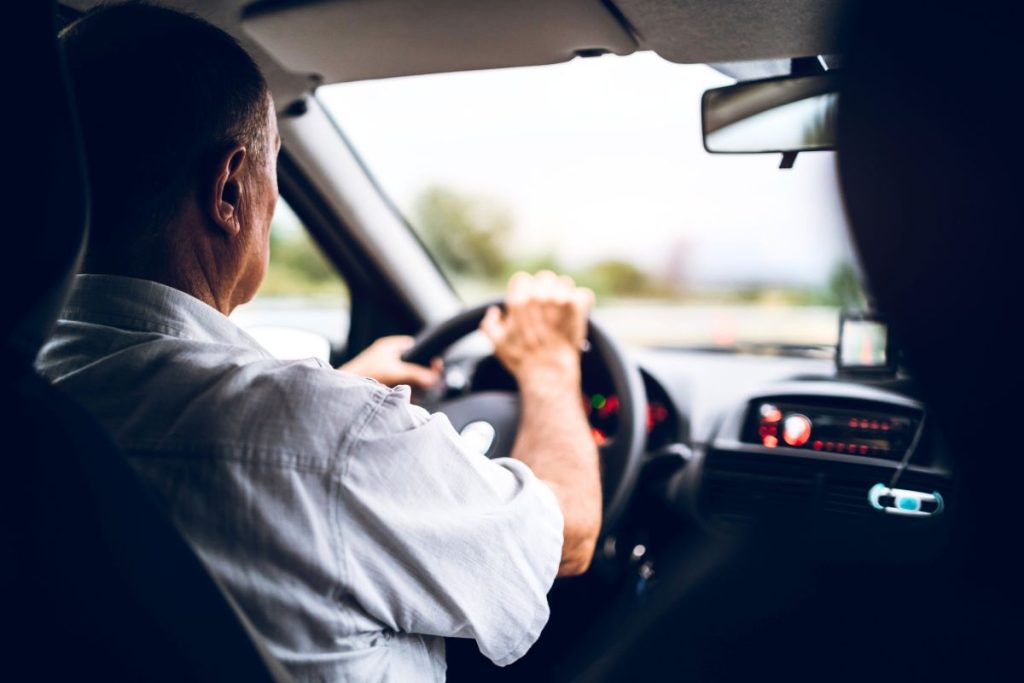 les plus de 65 ans devront renoncer définitivement à leur permis